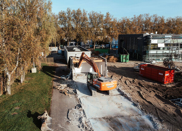 Abbruch Hallen- und Freibad Amstetten